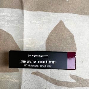 M•A•C MATTE LIPSTICK - 0.01 Oz - Captive 803 - Brand New - Sealed Box!